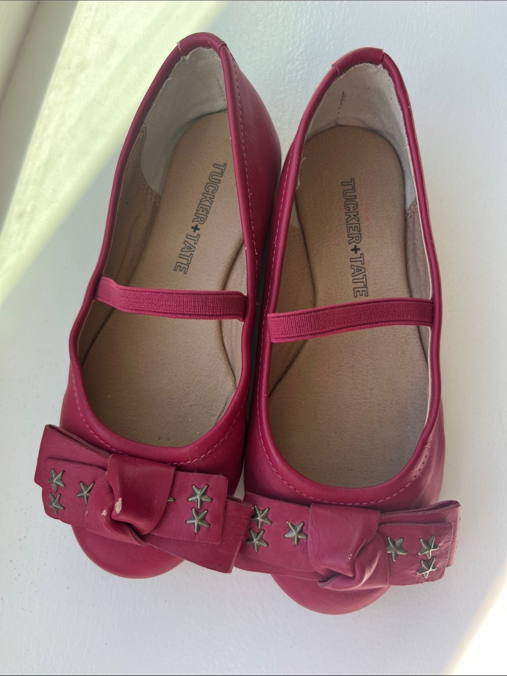 Tucker + Tate Girls' Berry Red Bow Mary Jane Flats